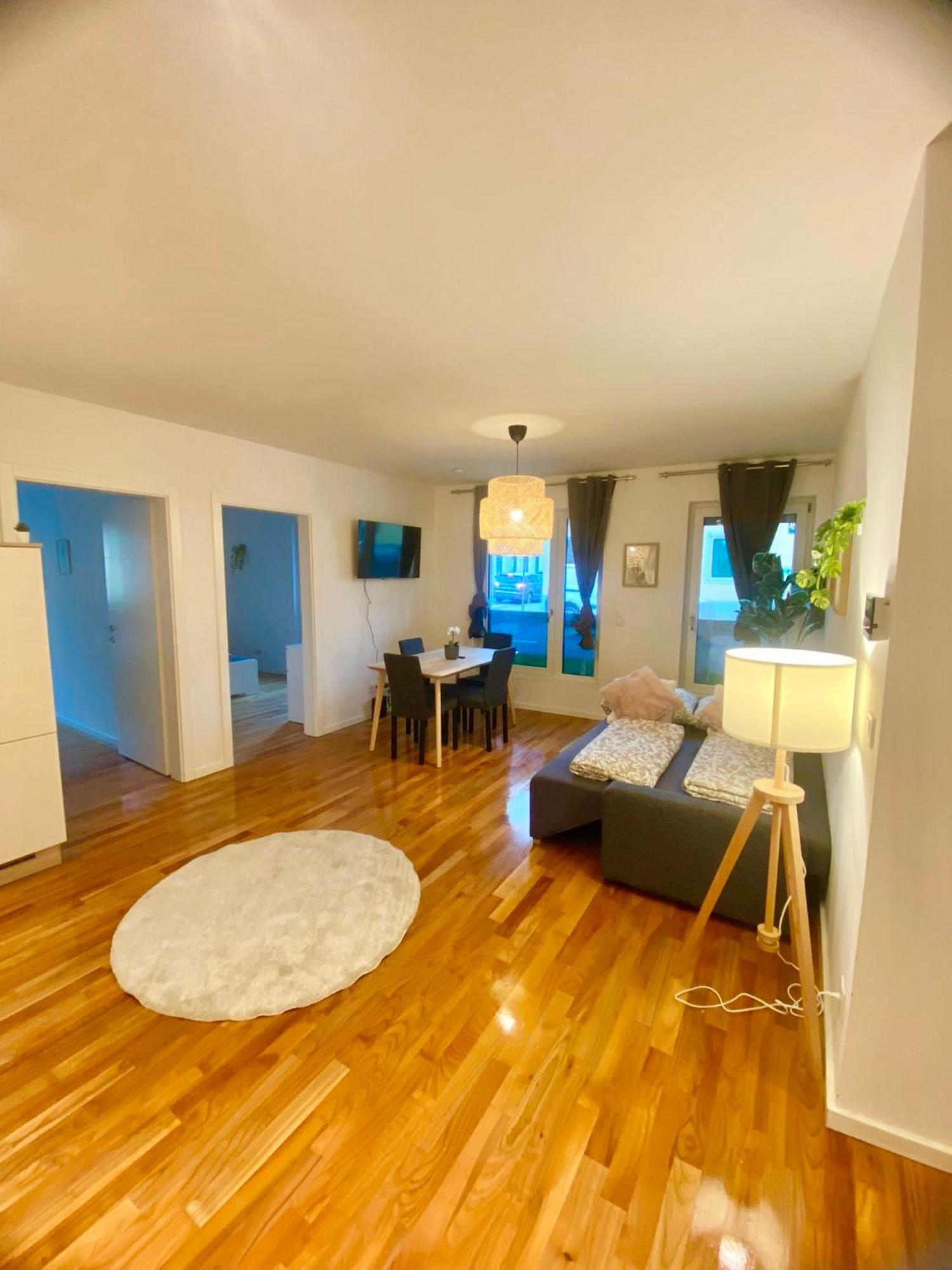 Apartment Spacious 2 Bedroom Modern